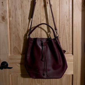 MADEWELL BURGANDY / OXBLOOD LEATHER BUCKET BAG